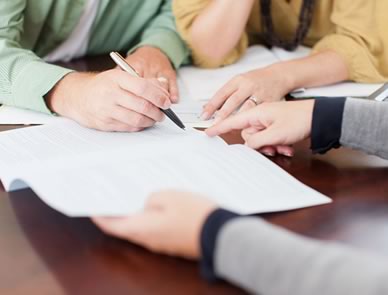 Can a Veteran Home Loan Have a Cosigner?